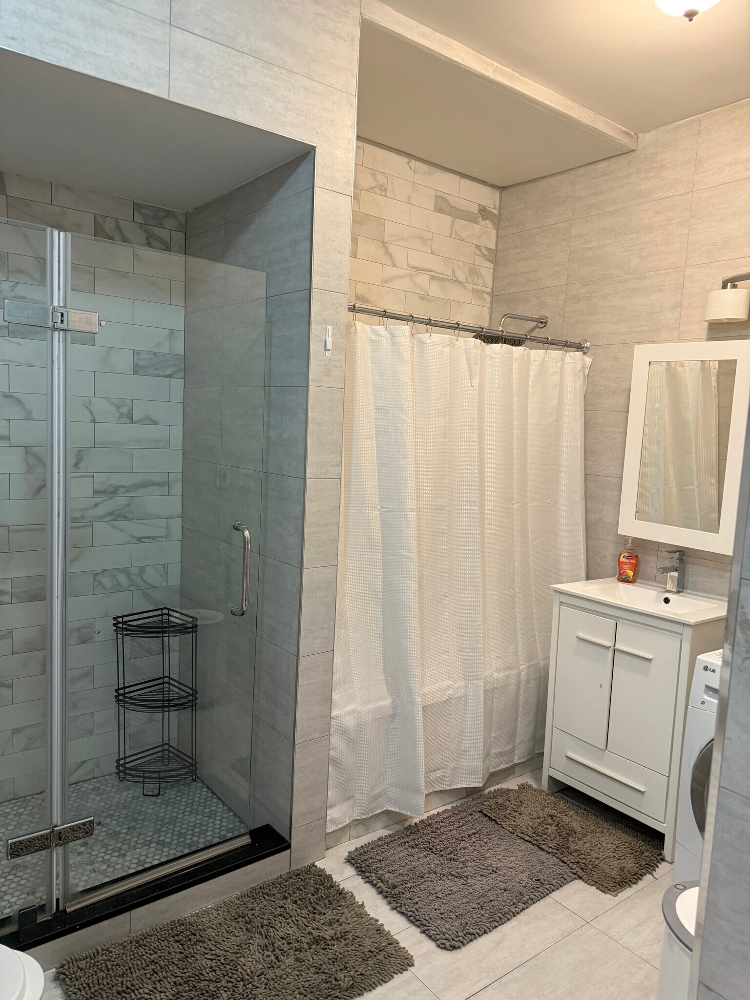 Building Photo - 1893 Pacific St