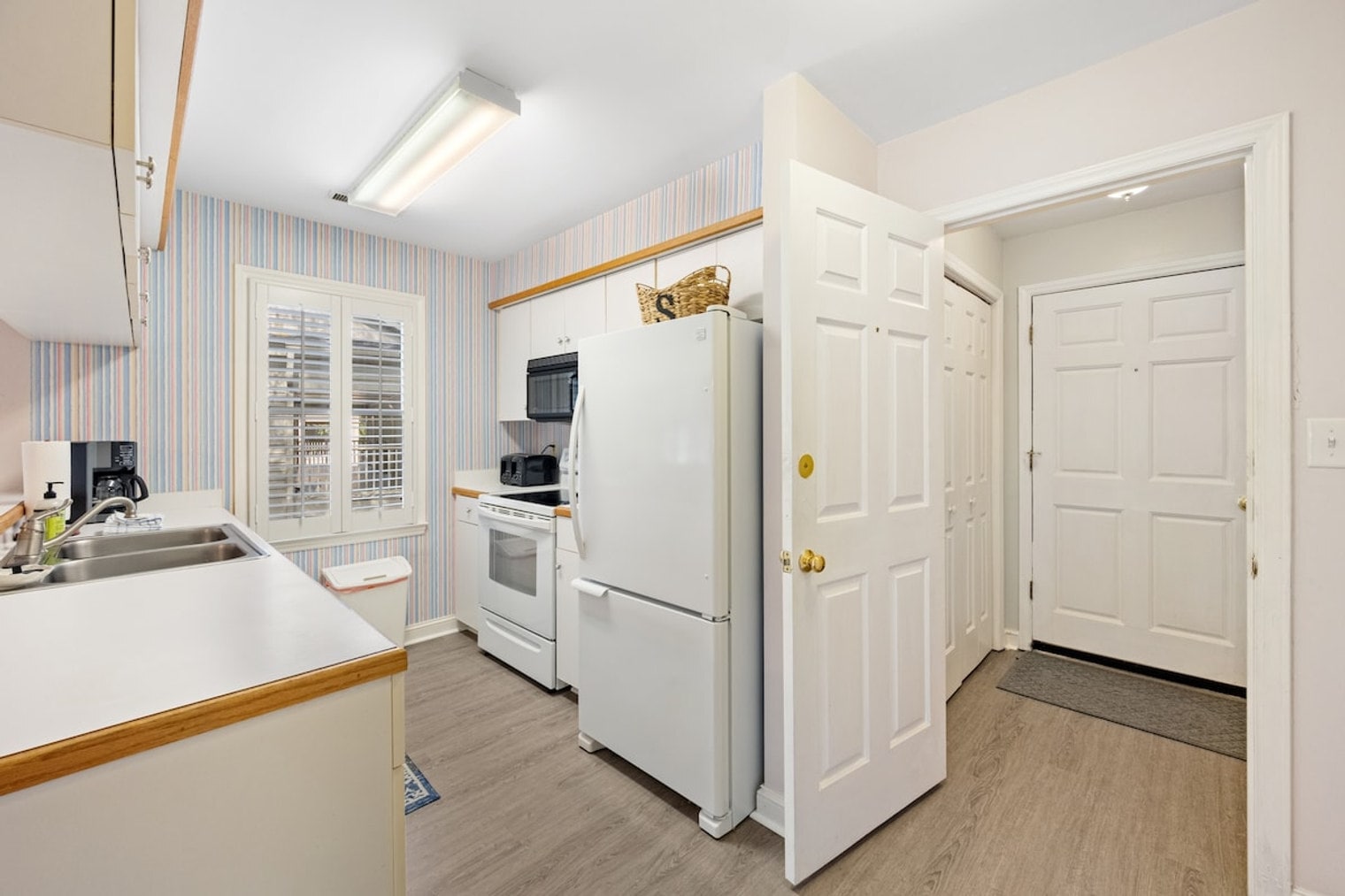 Building Photo - 366 Masters Dr