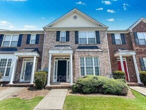 Building Photo - 4682 Liberty Square Dr