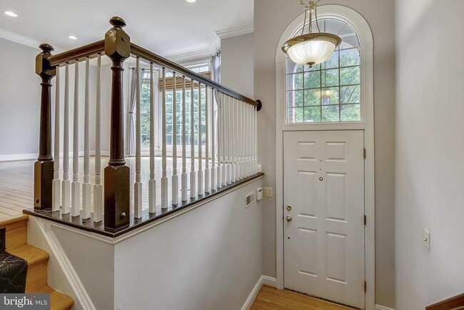 Primary Photo - 10555 Tuckerman Heights Cir