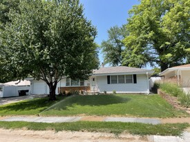 Building Photo - 7310 Valley St