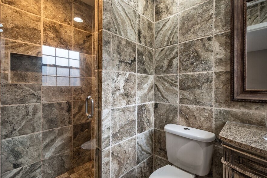 Building Photo - 2598 Cedar Ridge Dr