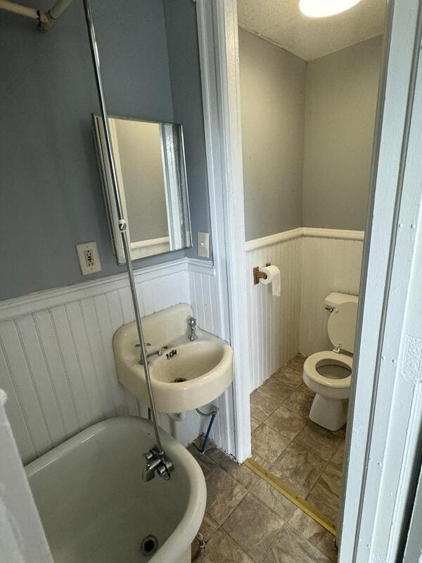 Building Photo - 334 Clay St