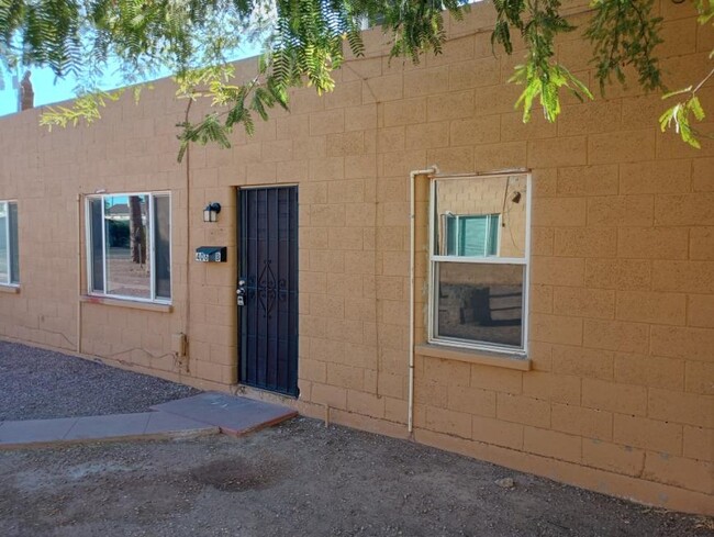 Building Photo - 1 bedroom in Eloy AZ 85131