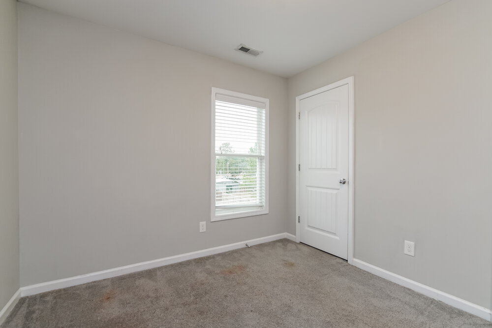 Building Photo - 98 Pumpkin Hill Ridge