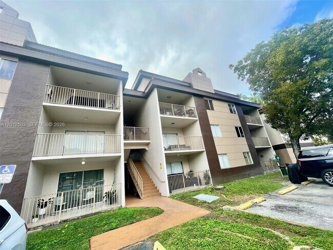 Building Photo - 15201 SW 80th St