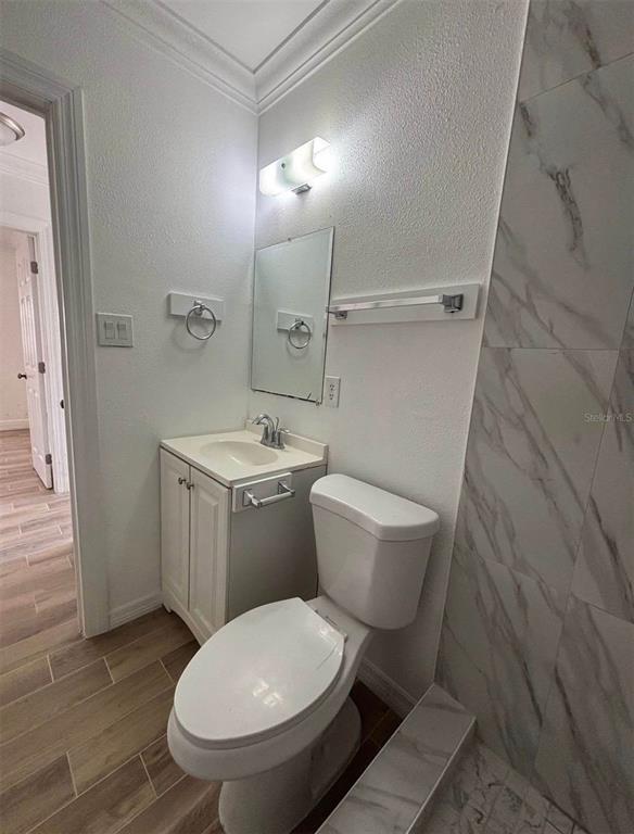 Building Photo - 3925 Mesa Ave