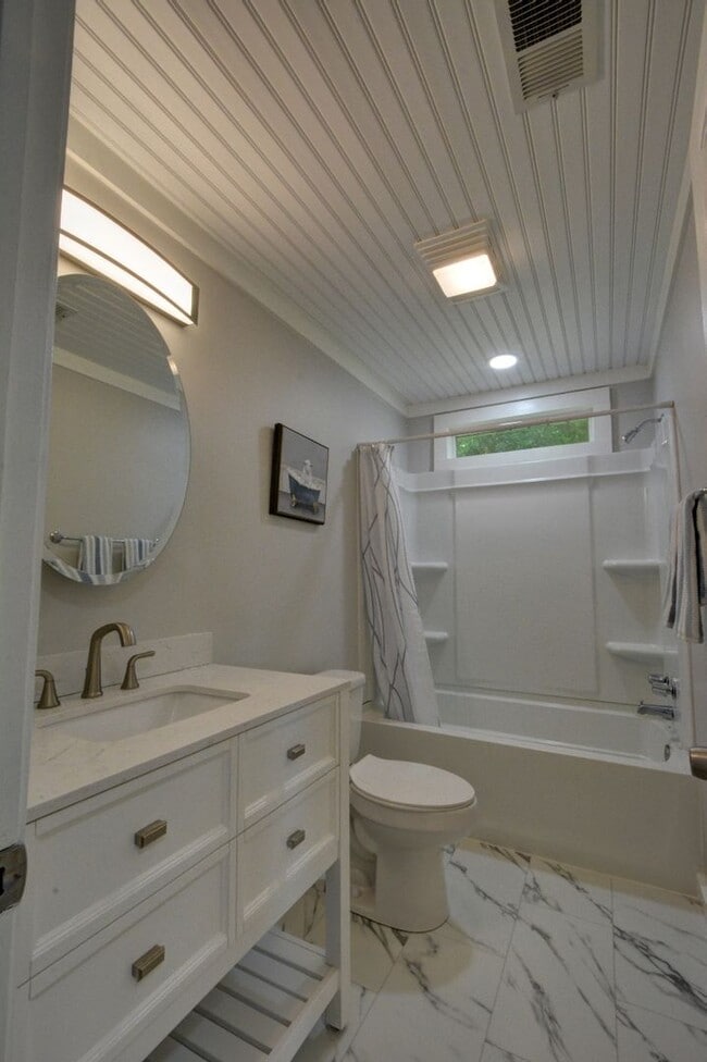 Building Photo - 23950 Coats Rd