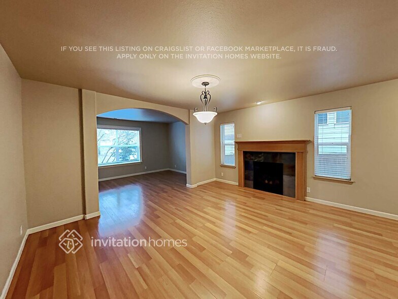 Building Photo - 17504 14th Dr SE