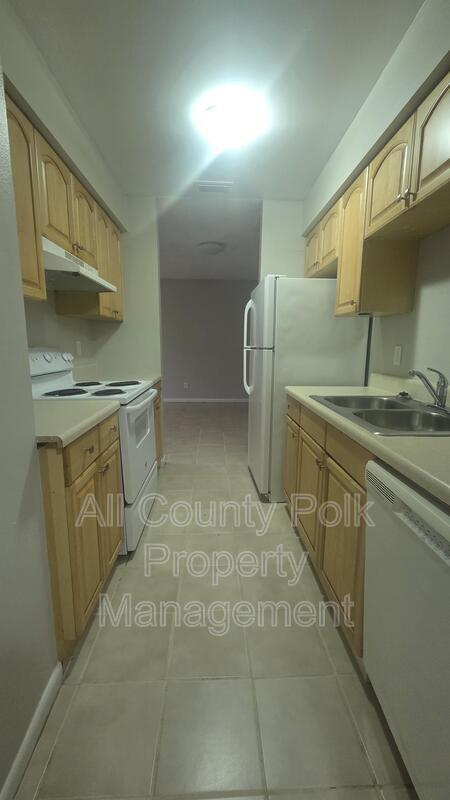 Building Photo - 2121 S San Gully Rd