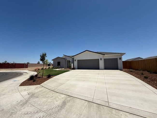 Building Photo - 510 Cobain Ct