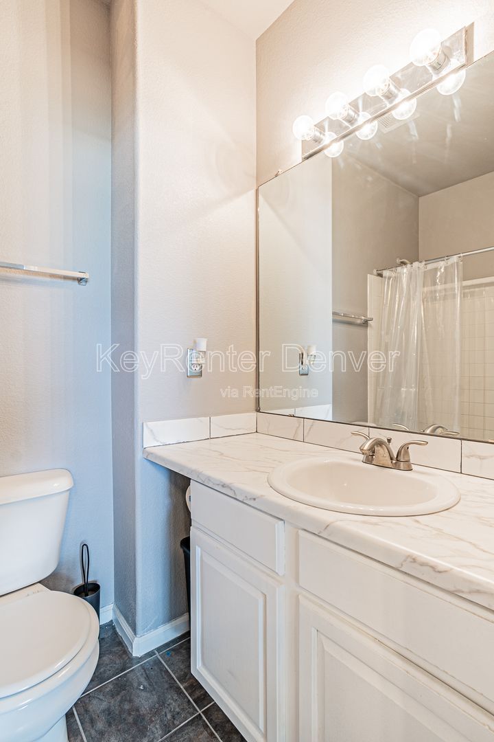 Building Photo - 8199 Welby Rd