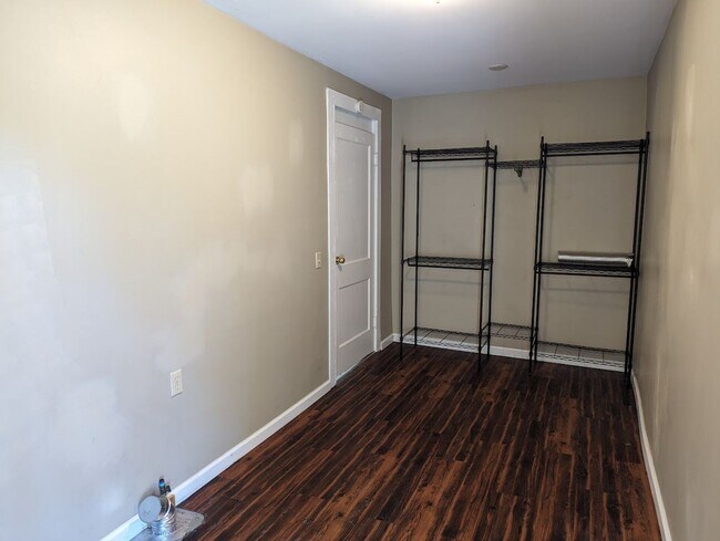 Building Photo - 626 Washington St