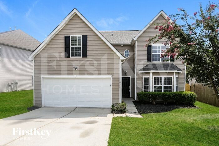 Primary Photo - 8414 Oak Dr
