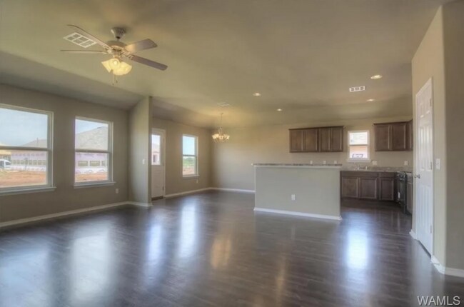 Building Photo - Stylish 4BR/2BA Home with Garage & Privacy...