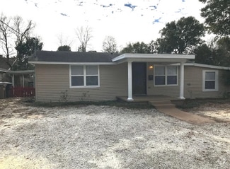 Building Photo - 3007 E Brainerd St