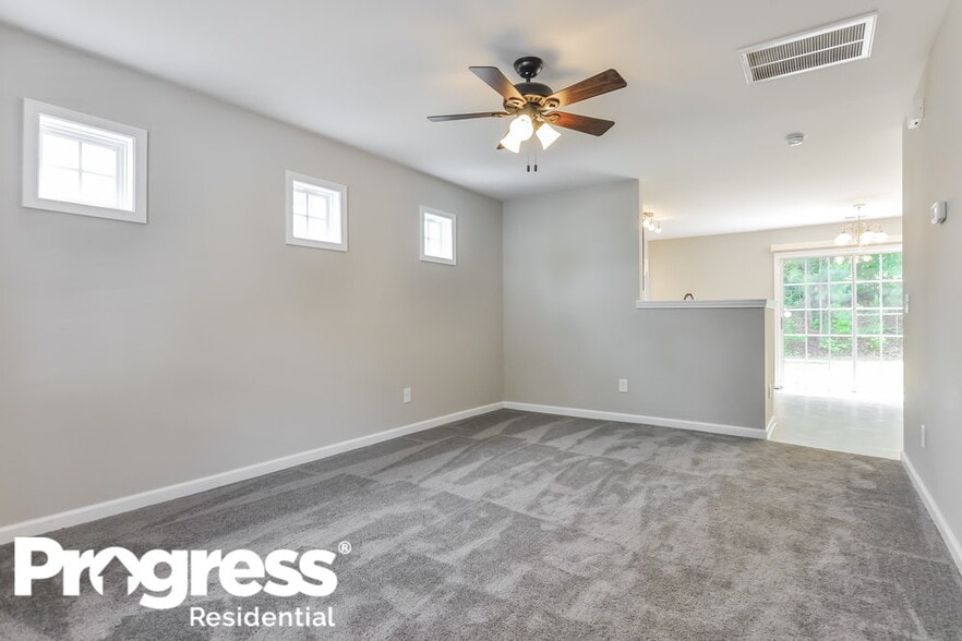 Building Photo - 5816 Ricker Rd