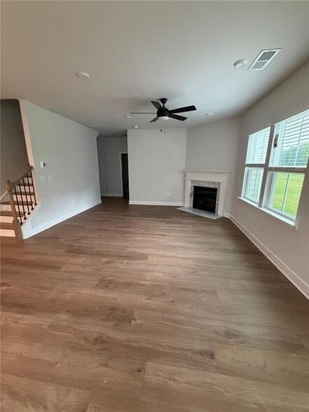Building Photo - 1690 Br Crk Dr