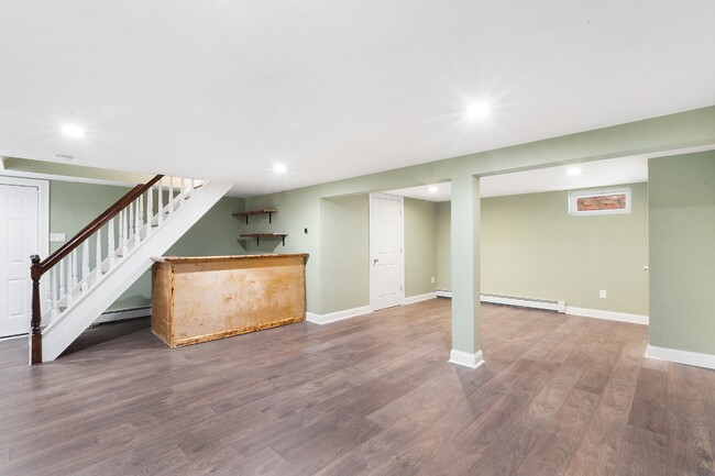 Building Photo - "Charming 3-Bed Rockaway Gem with Granite ...