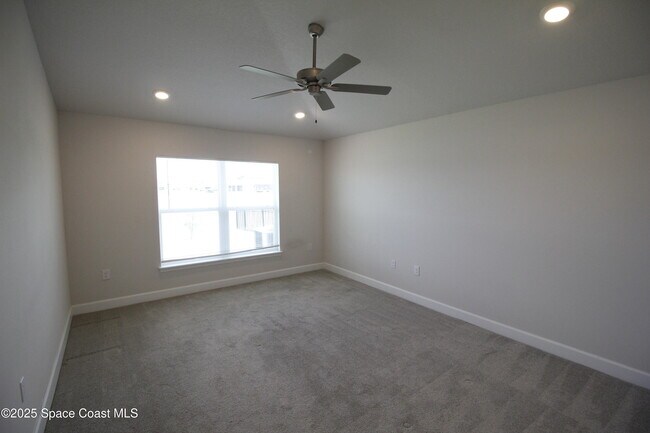 Building Photo - 2541 Pinwherry St