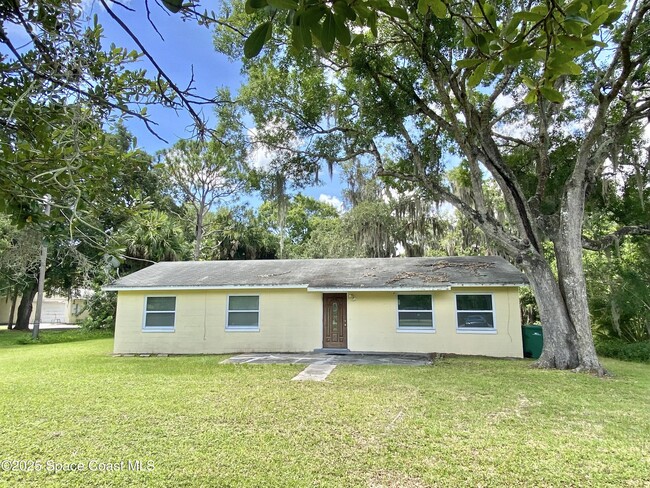 Primary Photo - 555 Kings Way