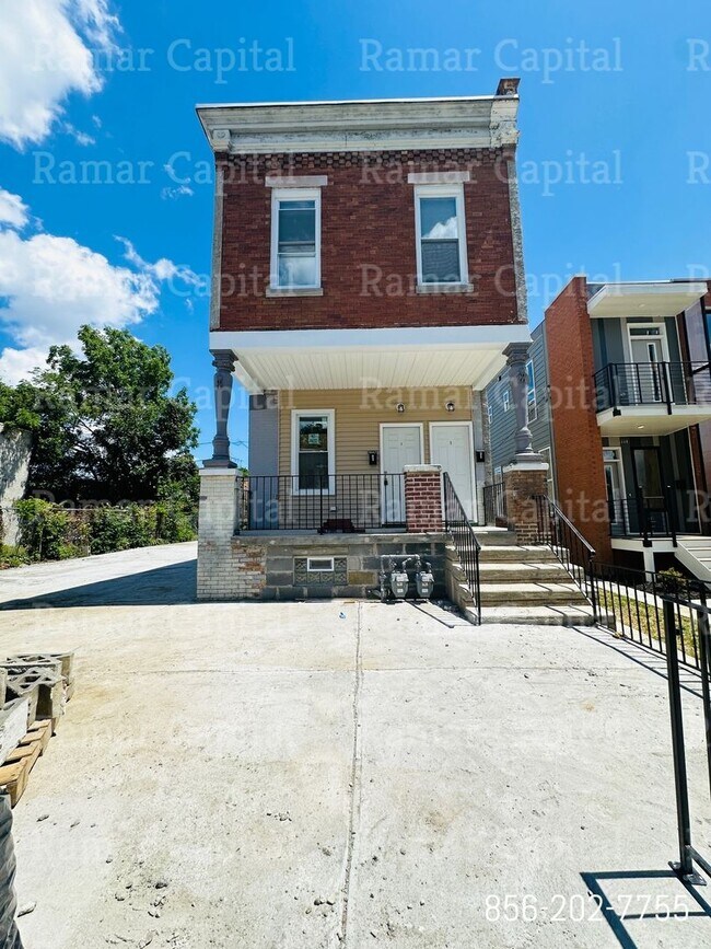 Primary Photo - 1442 Princess Ave