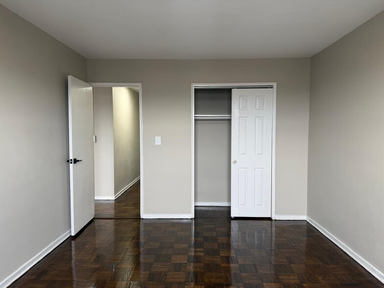 Building Photo - 110 Washington St