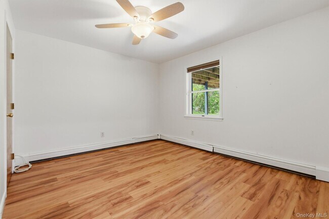 Building Photo - 133 N Smith Rd