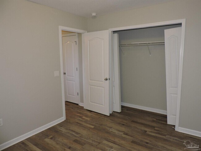 Building Photo - 2018 Gren Mill Ct