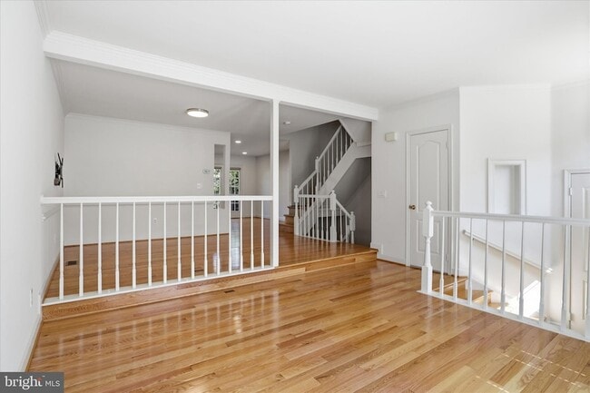 Building Photo - 3946 Valley Ridge Dr