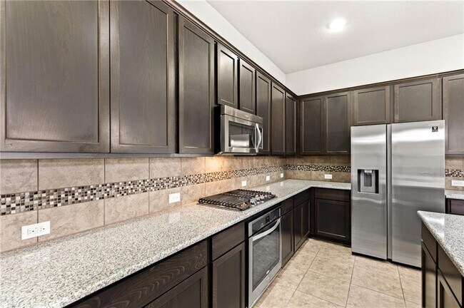 Building Photo - 1811 Grebe Dr