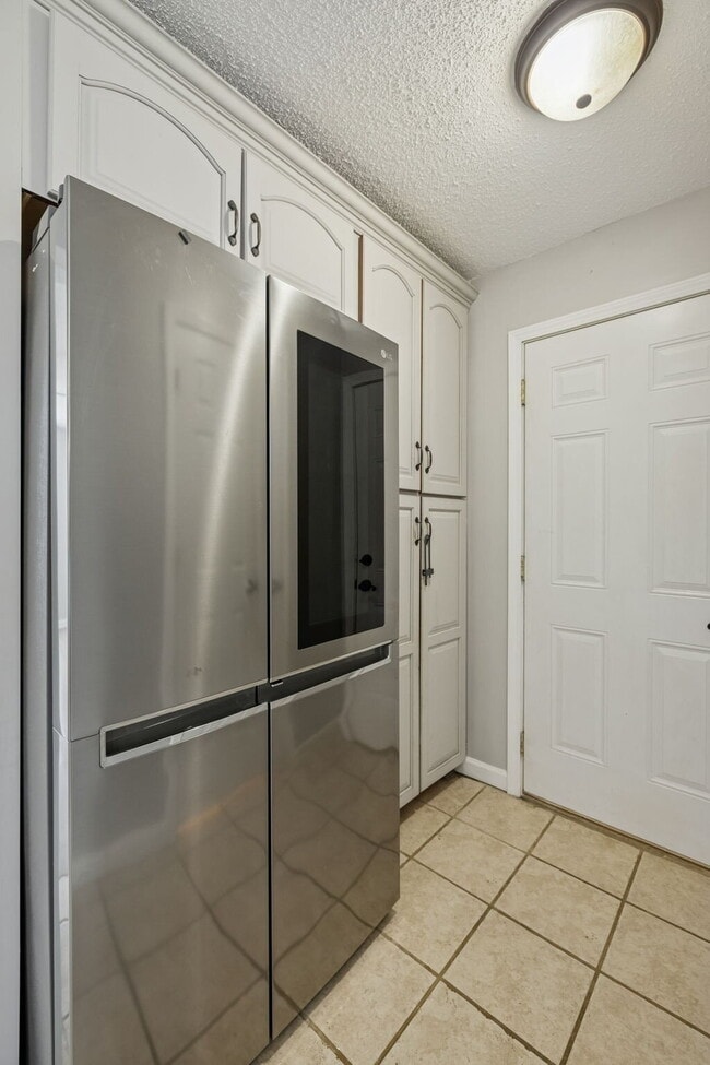 Building Photo - 342 Brook Mead Dr