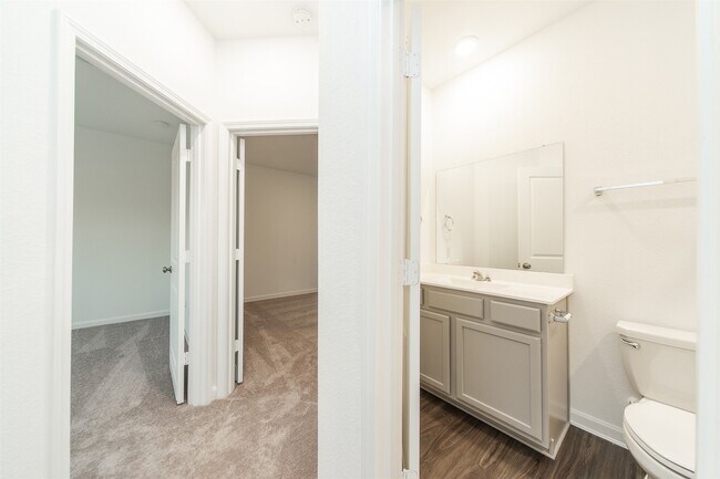 Building Photo - 3318 Paddock Landing St