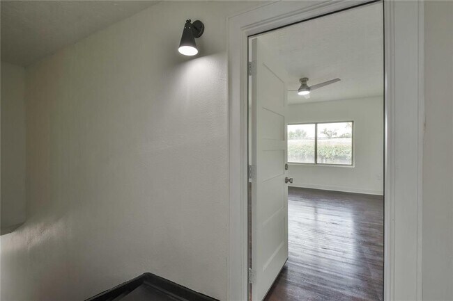 Building Photo - 4203 Rusk St
