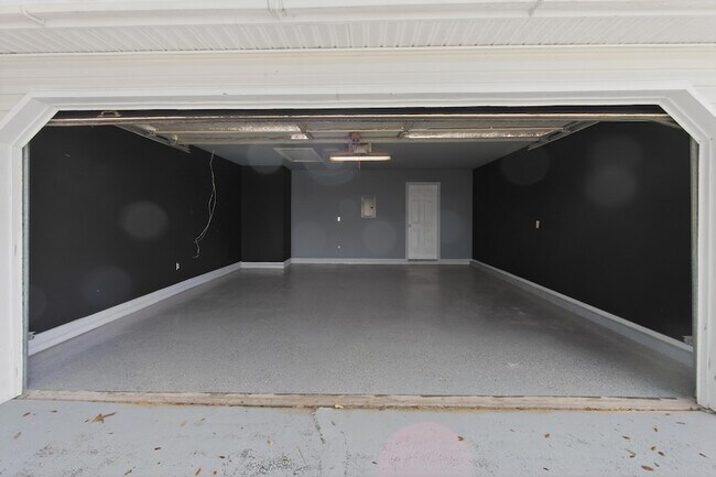 Building Photo - 4799 Coronado Cir