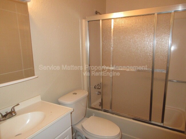 Building Photo - 4287 Diamond St