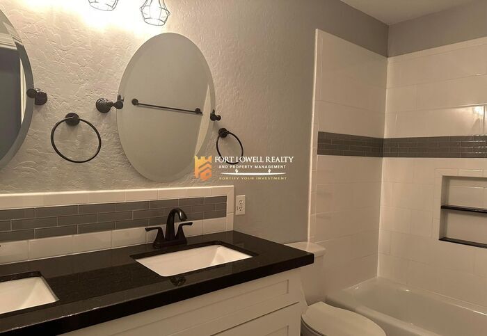 Building Photo - 1401 S 228th Ln