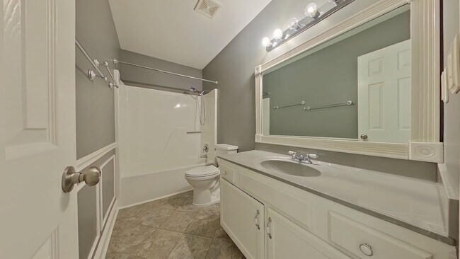 Building Photo - 317 Springwood Cir