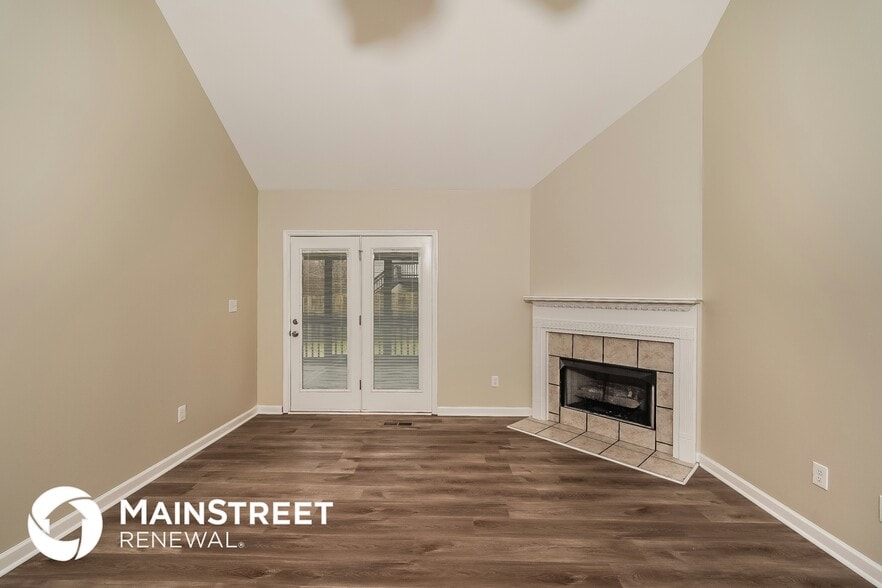 Building Photo - 365 Wooden Trace Cir