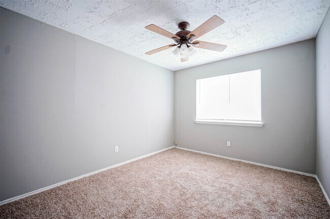 Building Photo - 12838 Riva Ridge Ln