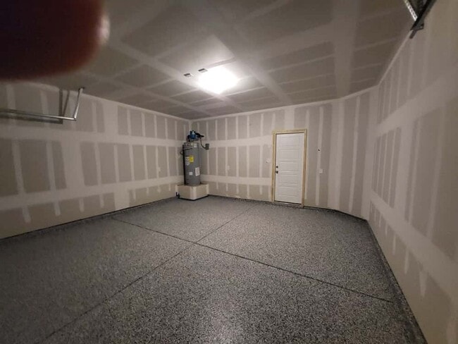 Building Photo - New Home In Cul de sac