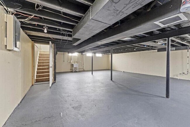 Building Photo - 13210 Spruce St