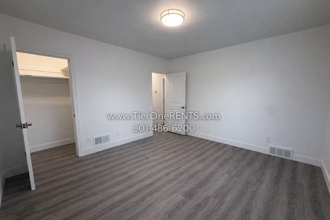 Building Photo - NO DEPOSIT option available for qualified renters with Obligo
