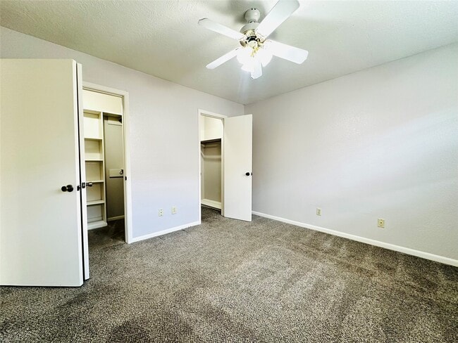 Building Photo - 1009 Mccall Ave