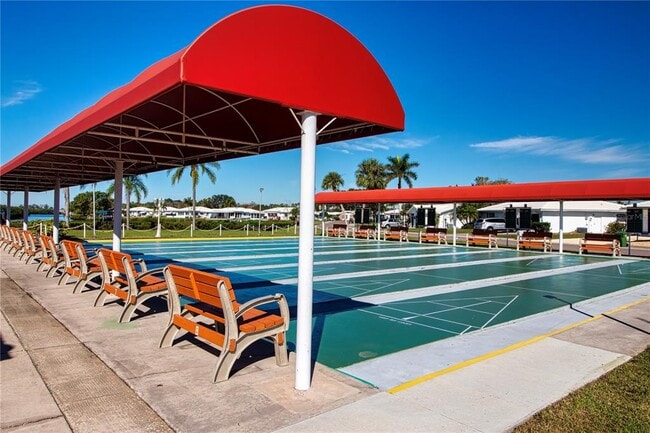 Building Photo - 802 Buttonwood Dr