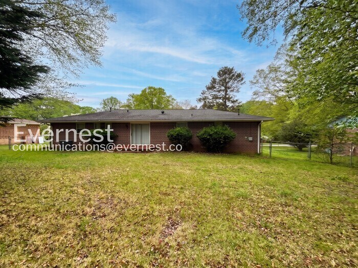 Building Photo - 3460 Estes Dr
