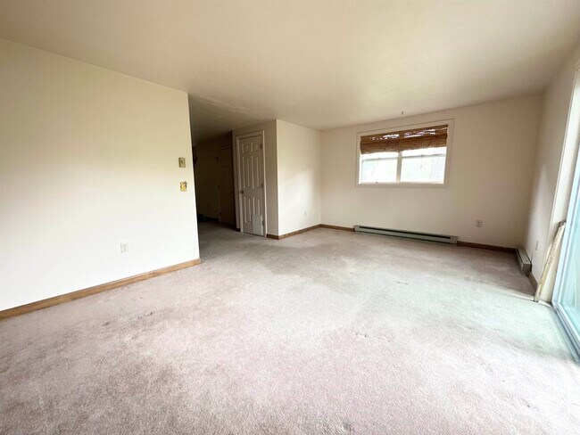 Building Photo - 24 Witham St