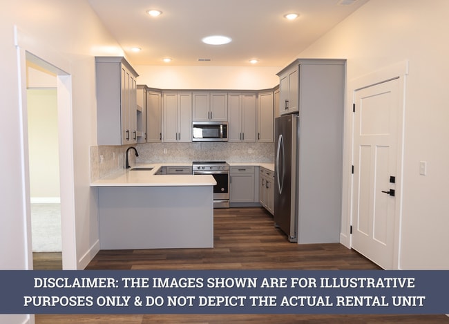 Building Photo - BRAND NEW 3 Bed 2 Bath Townhome!