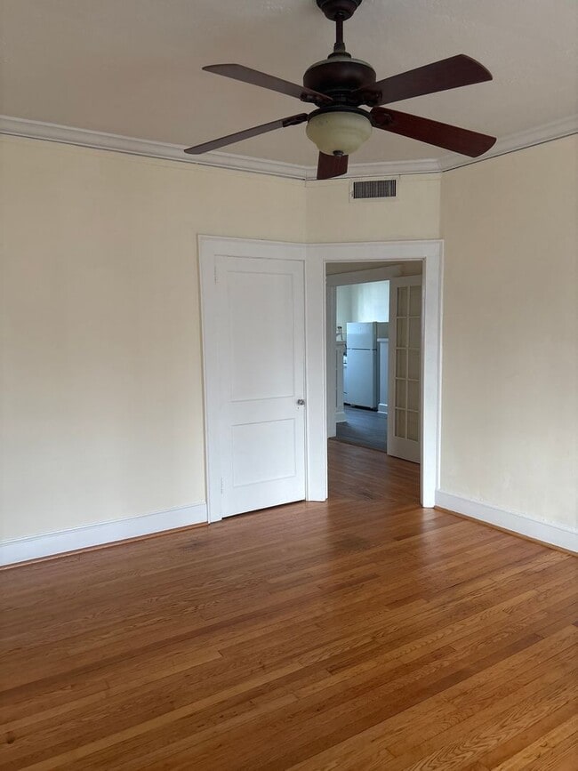 Building Photo - Here's your chance to have it all!