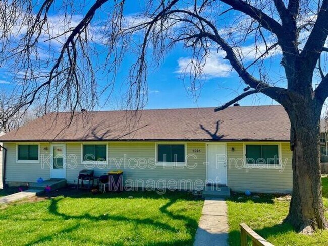 Primary Photo - 5025 N Bellaire Ave